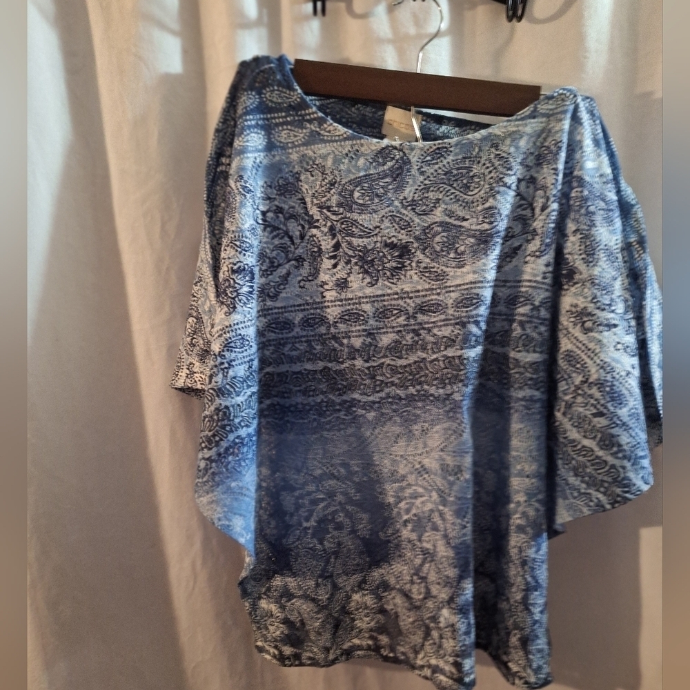 Blue Patterned Women's Top